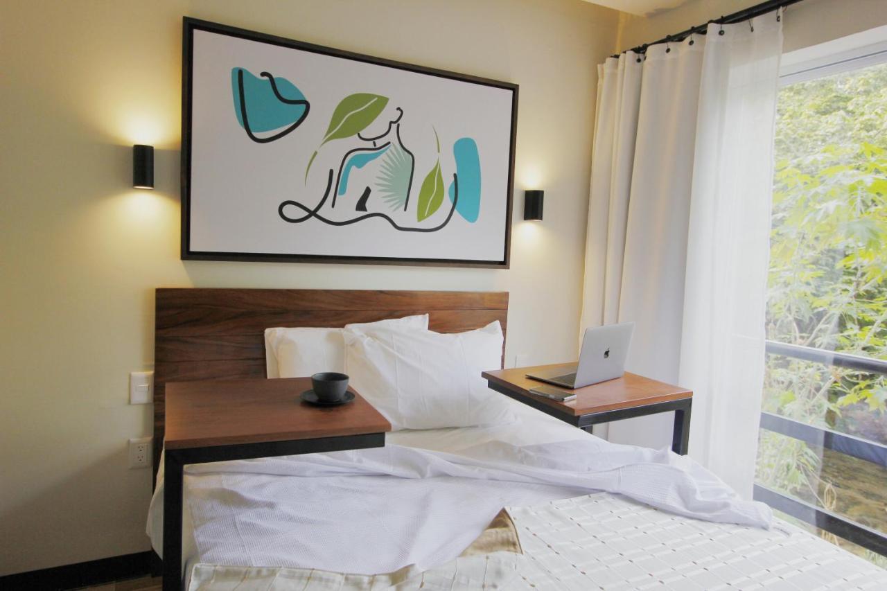 Joint Boutique Hotel Zona Romantica ปูแอร์โตบาญาร์ตา ภายนอก รูปภาพ