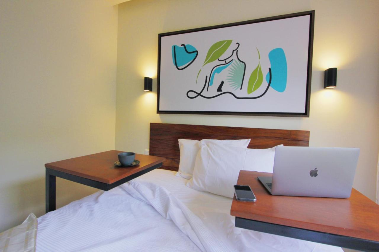 Joint Boutique Hotel Zona Romantica ปูแอร์โตบาญาร์ตา ภายนอก รูปภาพ