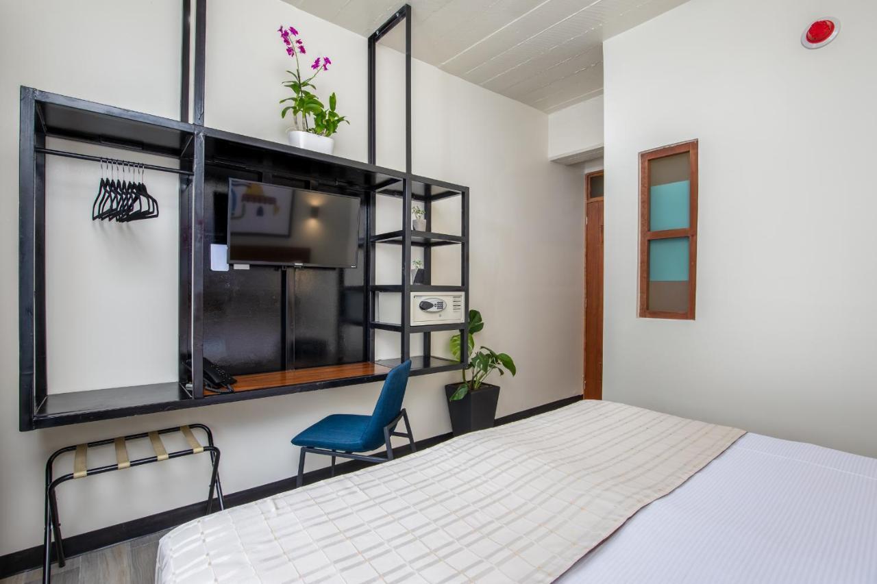 Joint Boutique Hotel Zona Romantica ปูแอร์โตบาญาร์ตา ภายนอก รูปภาพ